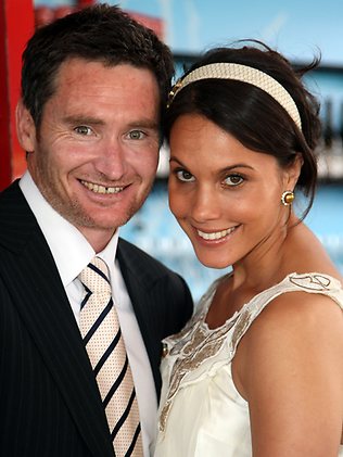 975682-dave-hughes-and-wife-holly-ife