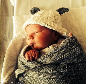 article-2625402-1DBC8AF300000578-49_634x624 (1)