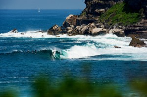 11-time-world-surfing-champion-Kelly-Slater-dropping-in-at-his-favourite-Northern-Beaches-reef-break.-Image-Credit-Ian-Bird-Photography